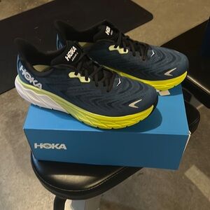 Hoka Arahi 6 size 12